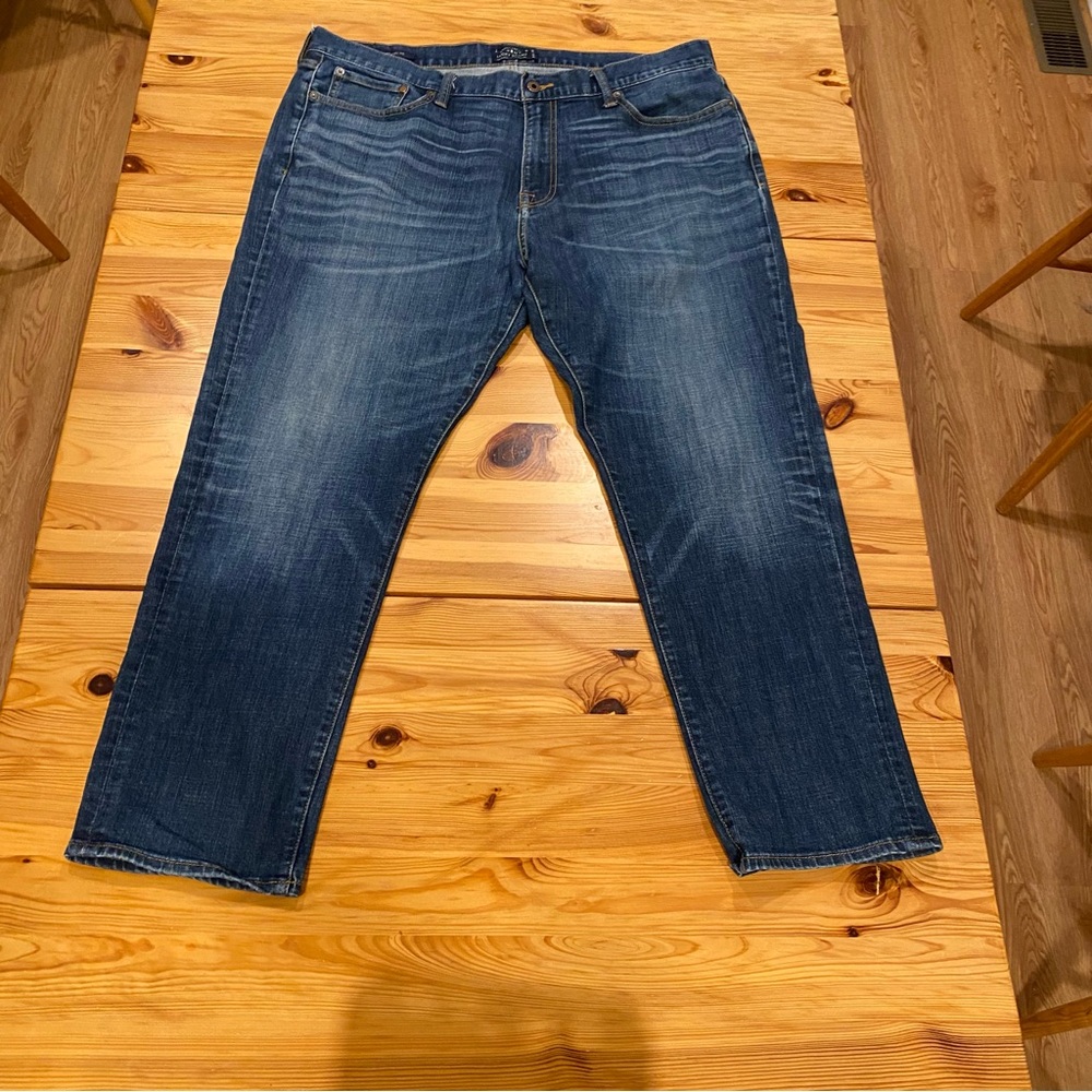 Lucky Brand 363 Vintage Straight Jeans 40x30 (inseam measures 28)